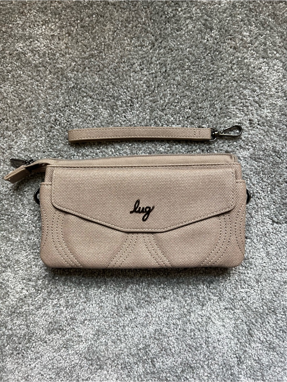 Lug Blitz sand Matt luxe wristlet NWOT